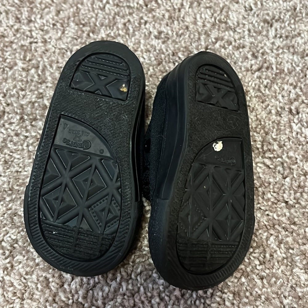 Toddler Converse - Picture 4 of 4